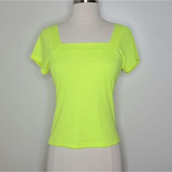 Good Luck Gem | NWT Neon Ribbed Top - Picture 1 of 4
